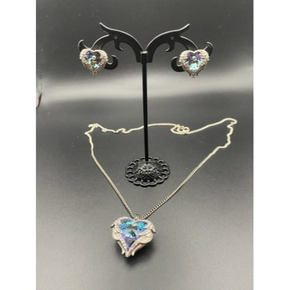Angel Wing Pendant & Pierced Earring CZ Mystical Puffy Heart White Gold Finish - Picture 5 of 8